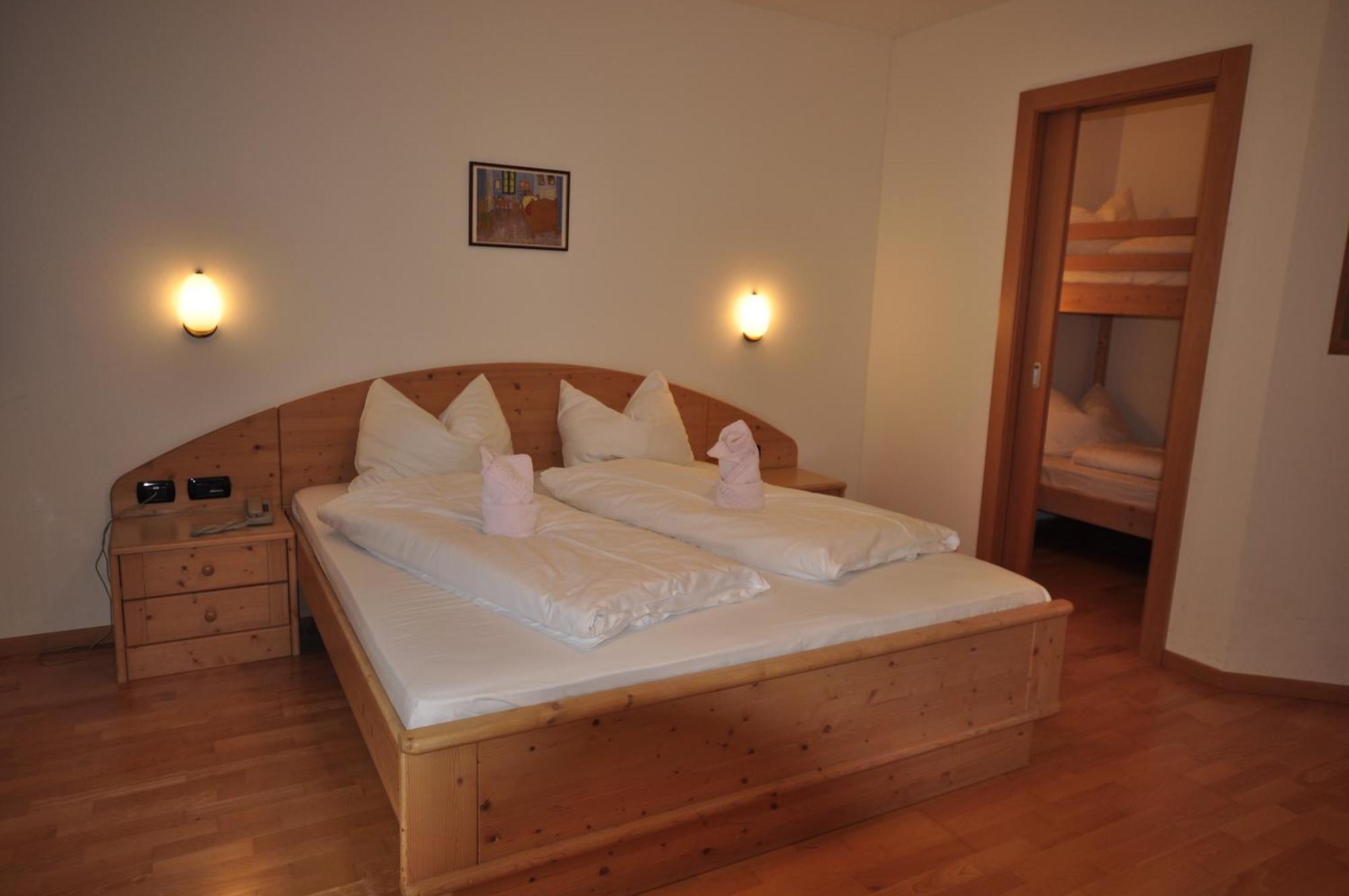 Hotel Alpin Коле Изарко Стая снимка