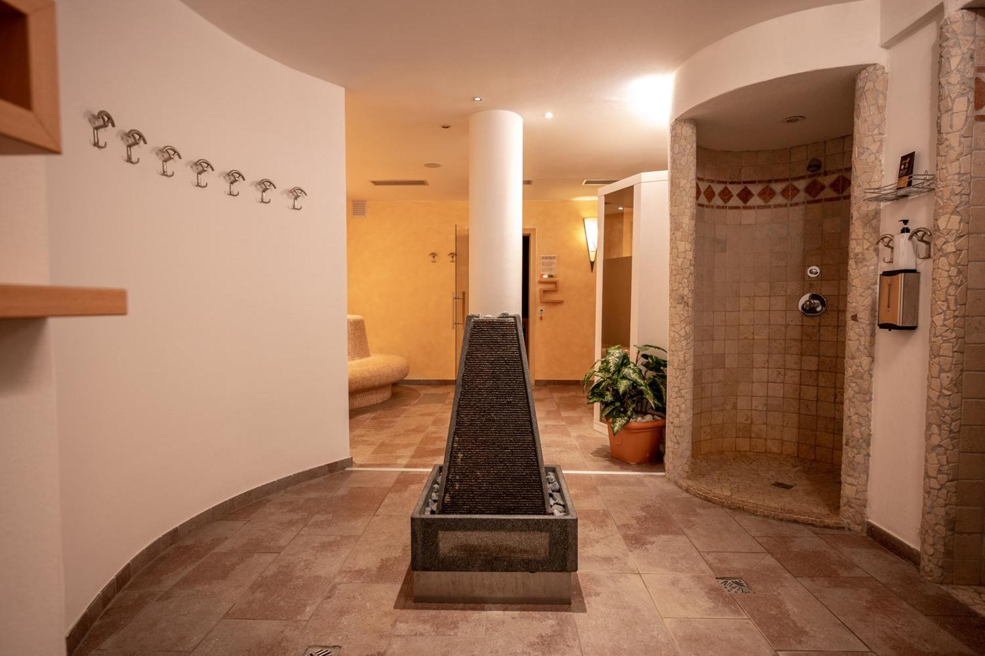 Hotel Alpin Коле Изарко Екстериор снимка