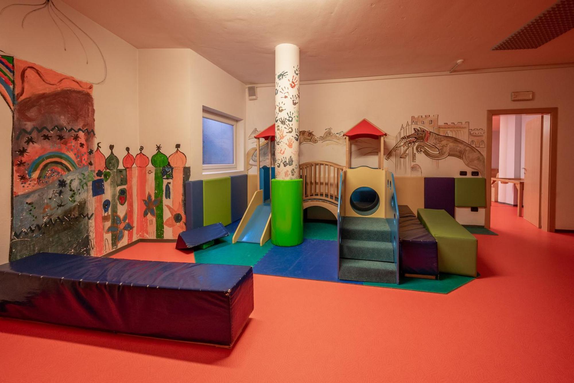 Hotel Alpin Коле Изарко Екстериор снимка