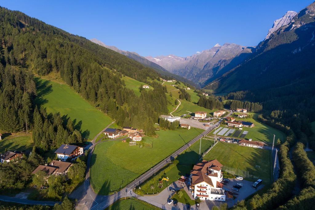 Hotel Alpin Коле Изарко Екстериор снимка