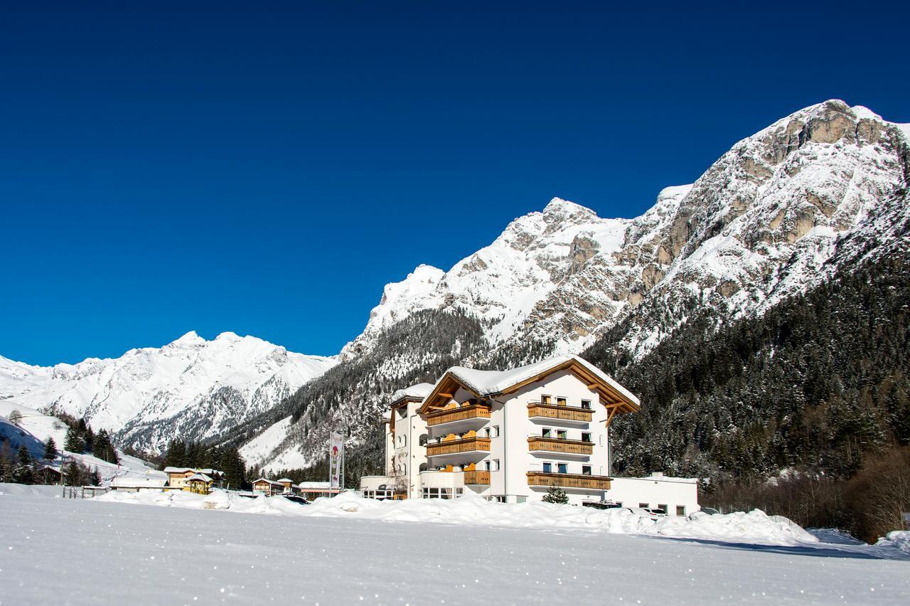 Hotel Alpin Коле Изарко Екстериор снимка